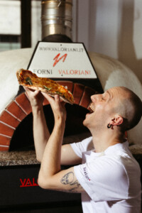 Krosnyje kepta pica Vilniuje