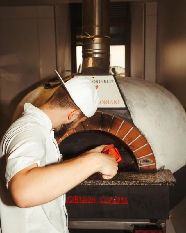 pizza the only love triangle you actually want. 🍅 rich tomato sauce, melty cheese – every slice is a perfect romance.

🍕 FIRENZE 🍕

#restoranas #bisteccheria #winebar #firenzevilnius #itališkasrestoranasvilnius #vilniusrestaurants